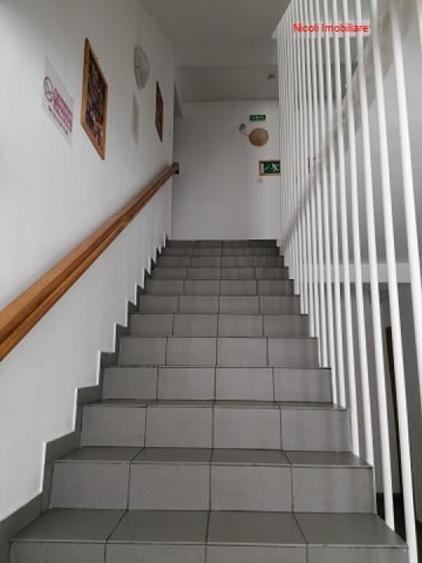 Casă individuală cu 18 camere cu Teren 1000 Mp în Exterior Sud