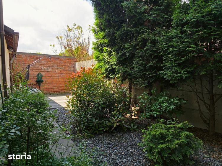 Apartament cu 3 camere, mobilat în Gruia