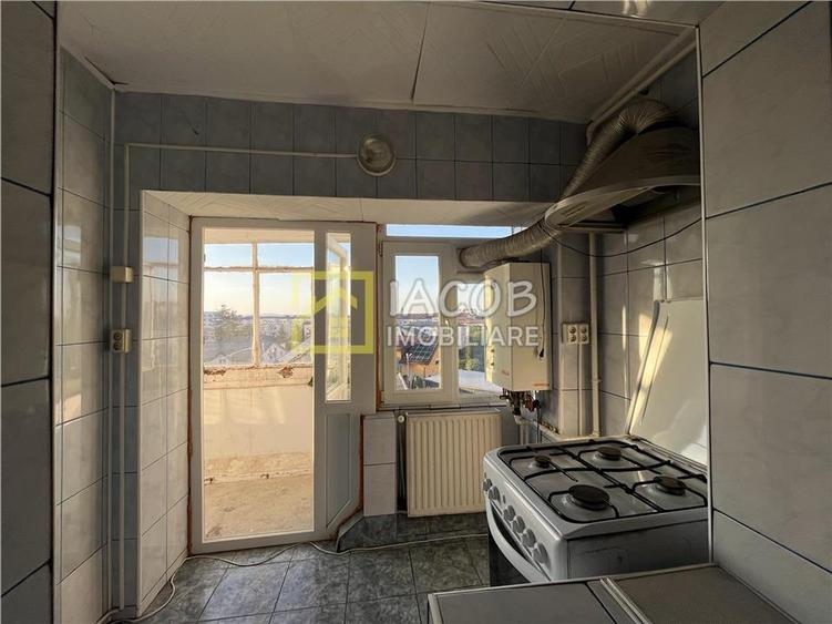 Apartament cu 2 camere decomandat în Central