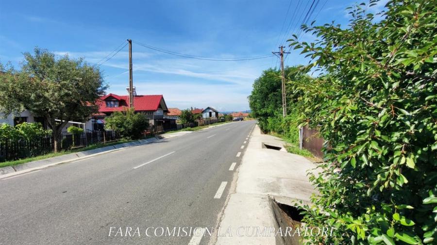 Casă cu 3 camere cu Teren 1233 Mp în Budești
