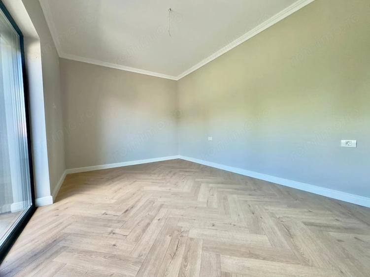 Casă cu 4 camere cu Teren 310 Mp în Ciarda Roșie
