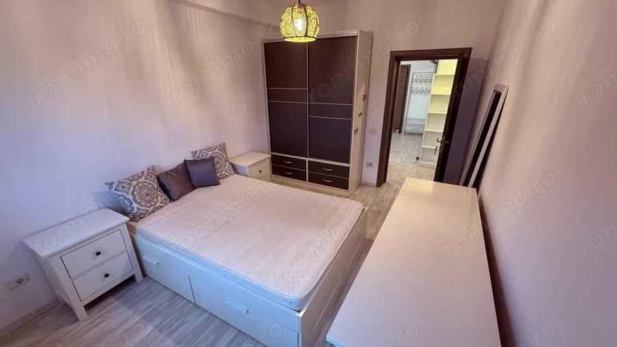 Apartament cu 3 camere decomandat, mobilat în Apărătorii Patriei