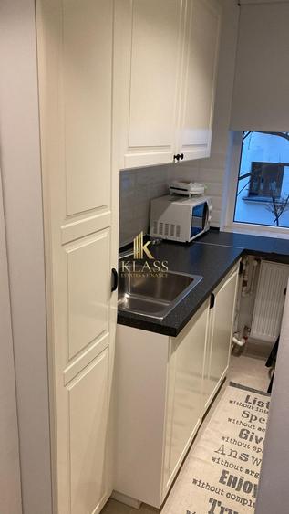 Apartament cu 2 camere semidecomandat, mobilat în P-ța Romană