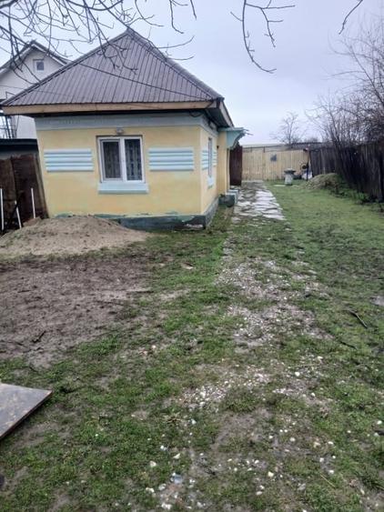 Casă individuală cu 3 camere cu Teren 544 Mp în Exterior Est