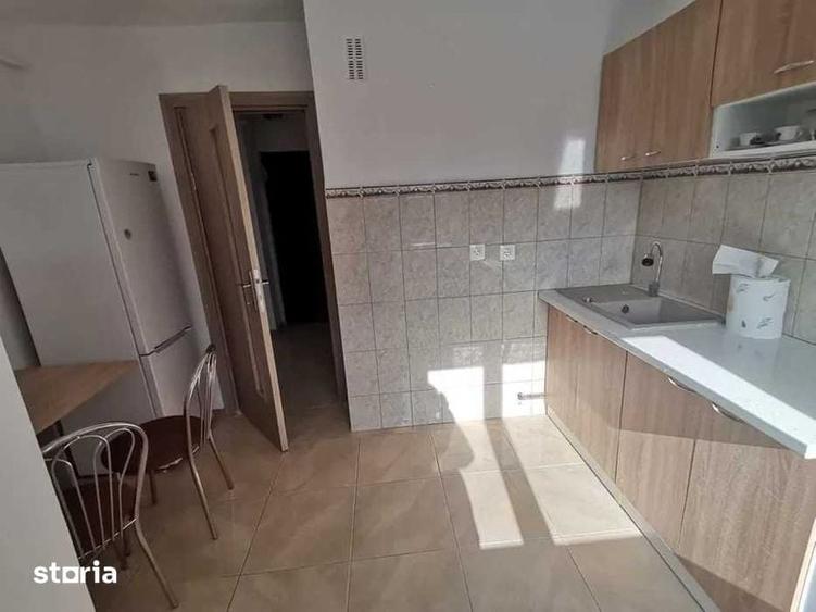 Garsonieră decomandată în Gării
