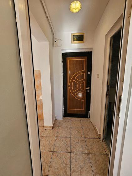 Garsonieră decomandată în Micălaca