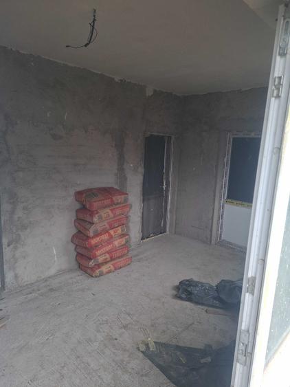 Casă cu 4 camere în Gogoșu