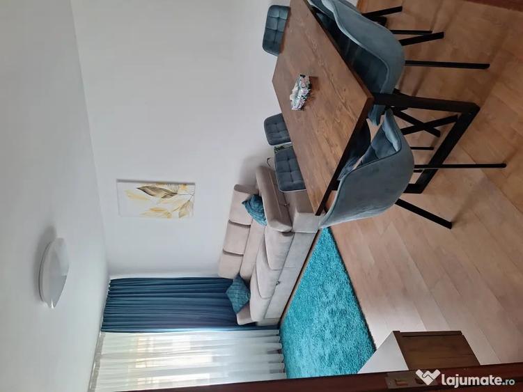 Apartament cu 3 camere decomandat în Rogerius