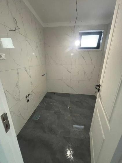 Casă individuală cu 4 camere cu Teren 320 Mp în Cârcea