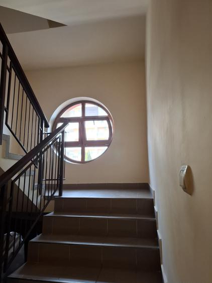 Apartament cu 2 camere în Pietroasa