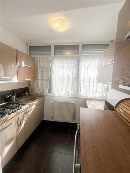 RECO Apartament 2 camere, zona Nufarul, etaj 5 8, lift, 60 mp utili - 6