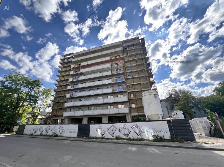 Garsonieră decomandată în Nicolina