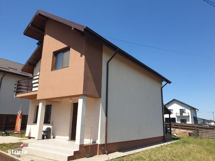 Casă cu 4 camere în Rediu