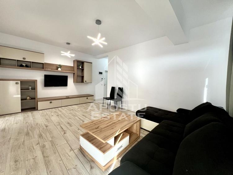 Apartament cu 2 camere semidecomandat, mobilat în Giroc