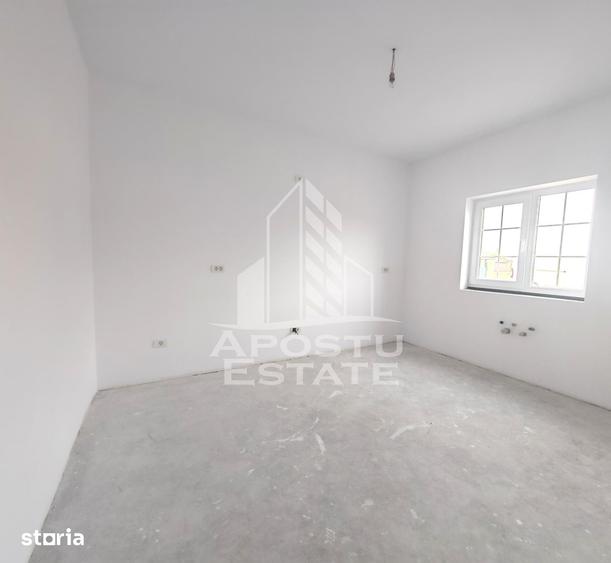 Casă cu 4 camere cu Teren 400 Mp în Șag