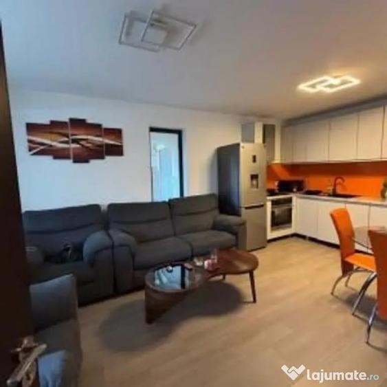 CASA INDSIRUITA CURTE PROPRIE 3 CAMERE - 8