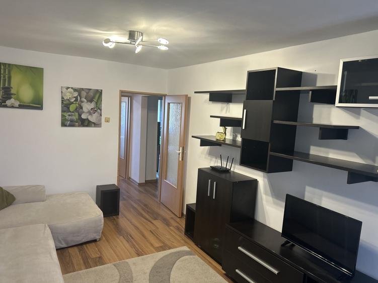 Apartament cu 2 camere, mobilat în Aradului