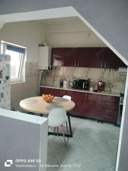 Apartament cu 3 camere decomandat în Vladimirescu