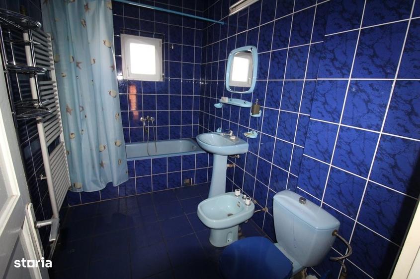 Casă cu 4 camere decomandat cu Teren 335 Mp în Central