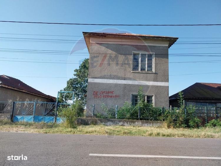 Casă cu 4 camere în Sărbătoarea