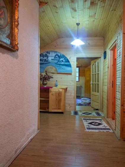 Casă cu 4 camere cu Teren 300 Mp în Moroeni