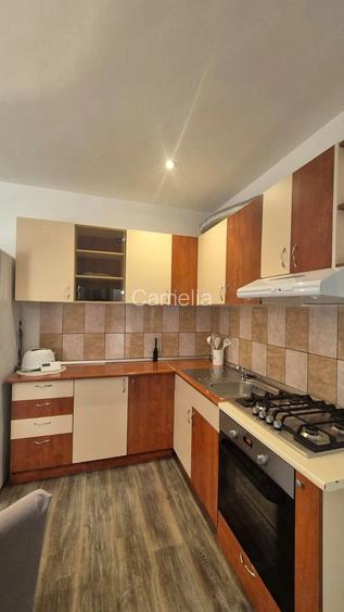 PF inchiriez apartament 2 camere Calea Turzii, parcare, posibilitate incarcare auto electric