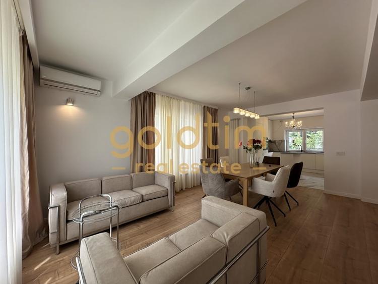 Duplex cu 5 camere cu Canalizare în Iancu Nicolae