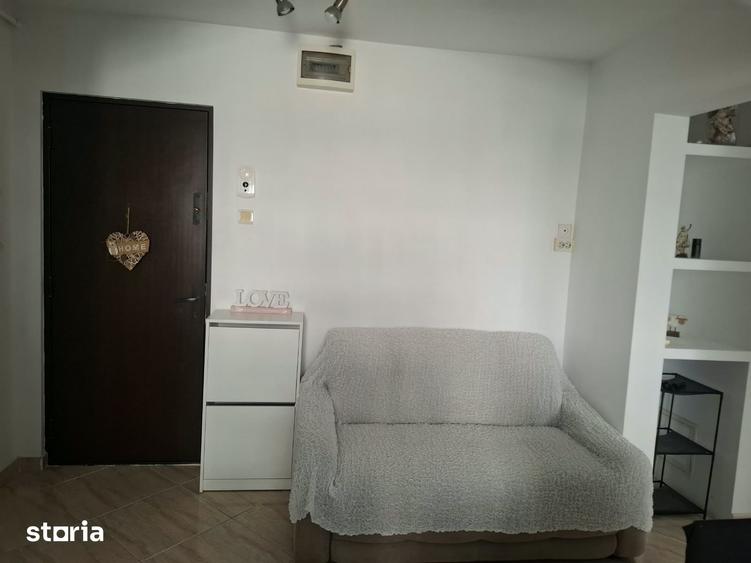 Apartament cu 2 camere în Berceni