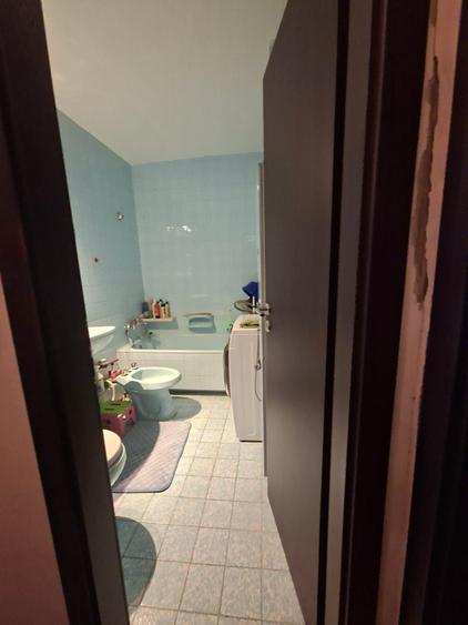 Apartament cu 3 camere decomandat în Bucovina