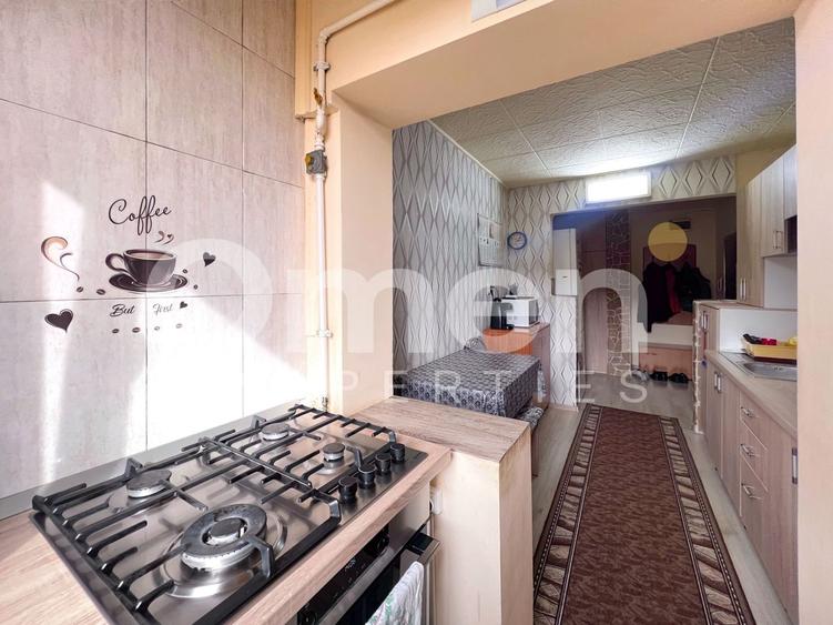 Apartament cu 3 camere semidecomandat, mobilat în Sud-Est