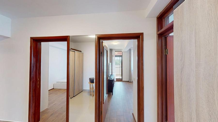 Apartament cu 3 camere decomandat, mobilat în Aviatorilor