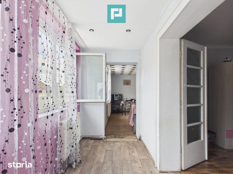 Casă cu 2 camere cu Teren 1000 Mp în Păuliș