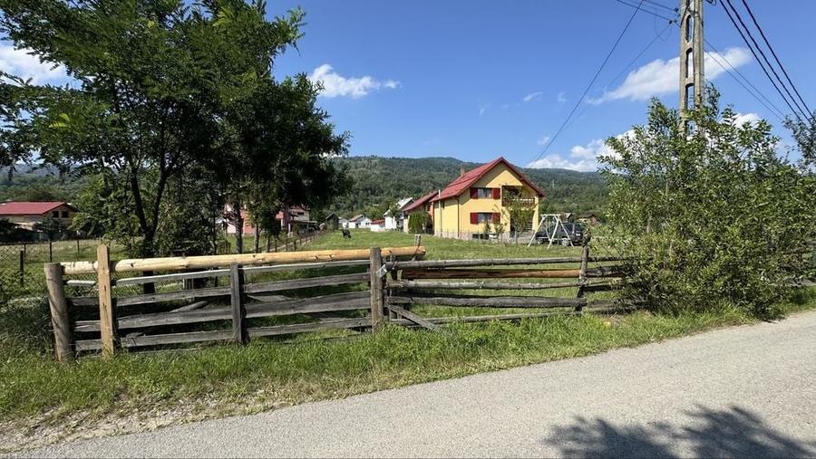 Teren de 2463 mp, în Băile Borșa
