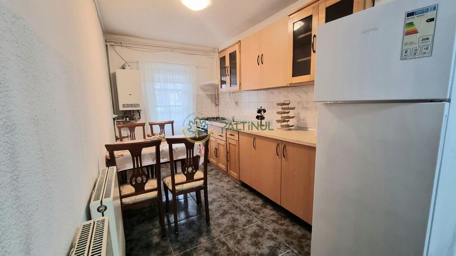 Apartament de inchiriat cu 3 camere si balcon strada Sureanu, Sibiu - 4