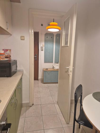 Apartament cu 2 camere semidecomandat în Complex Studențesc