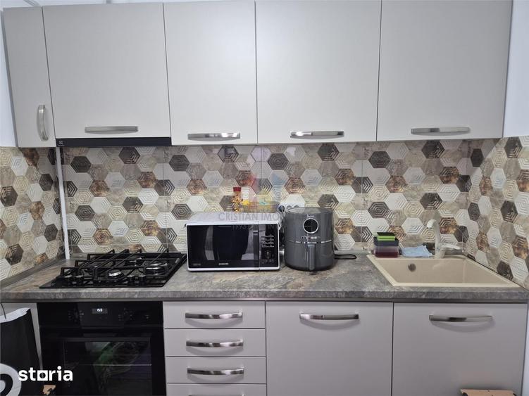 SuperCasa 4 cam Caramida Centru-Bis.Sf. Gheorghe, pentru 2 familii - 12