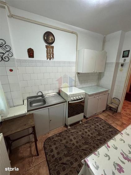 Apartament cu 2 camere semidecomandat în Hipodrom