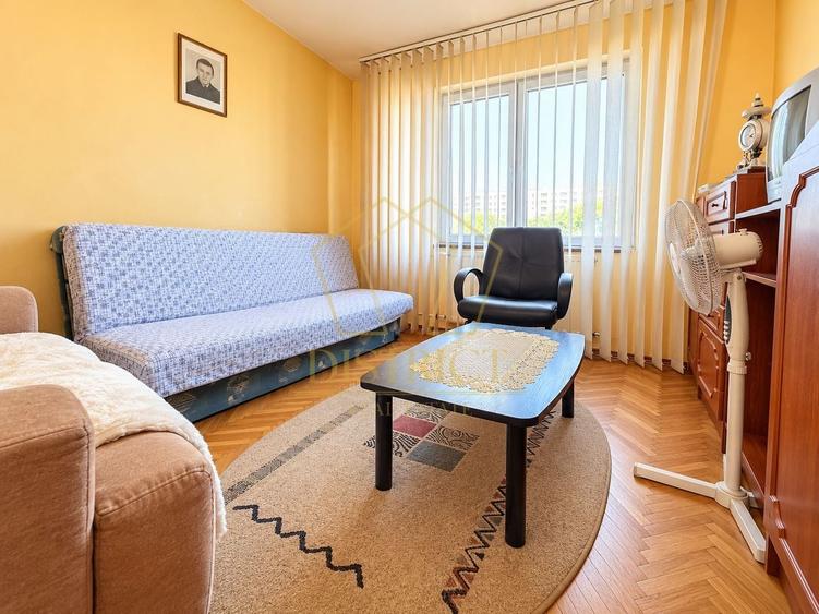 Apartament cu 3 camere decomandat, mobilat în Circumvalațiunii