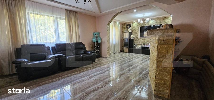 Casă cu 5 camere cu Teren 1300 Mp în Răzvad