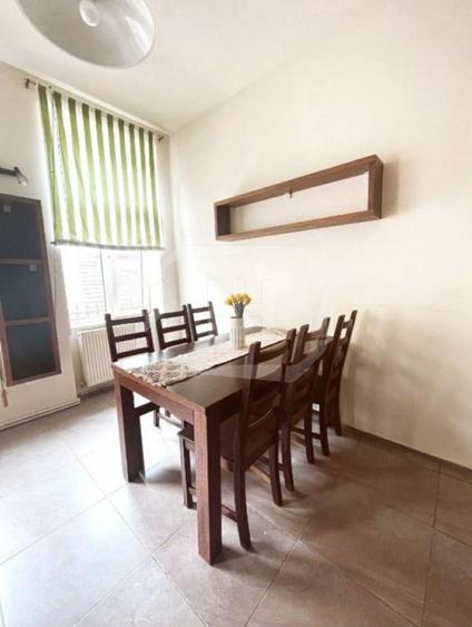 Apartament cu 2 camere semidecomandat, mobilat în Central
