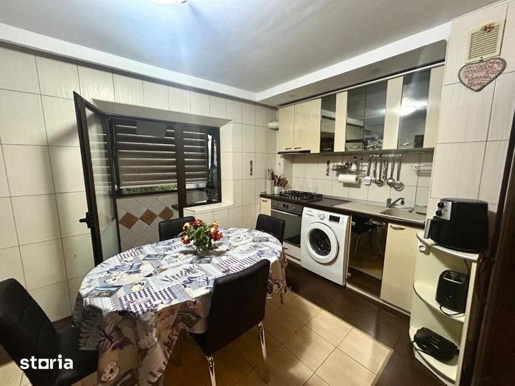 Apartament cu 4 camere în Central