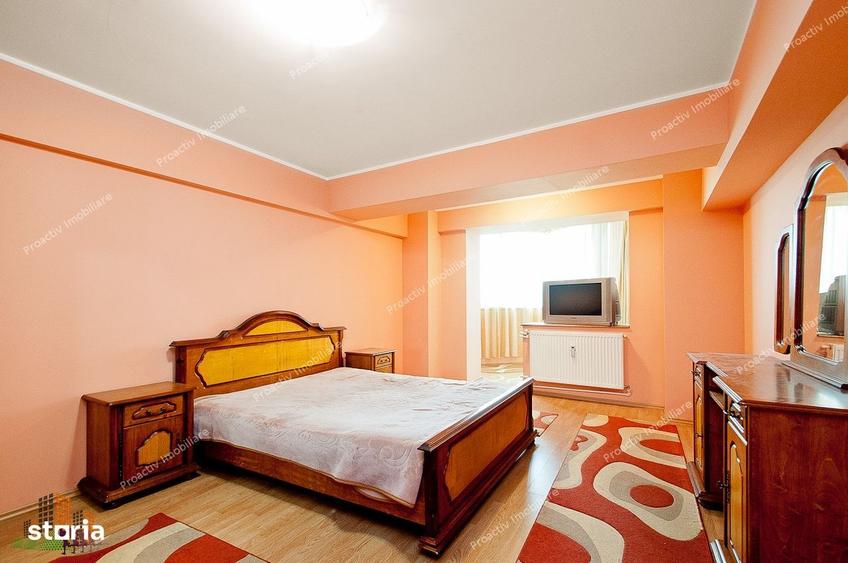 Apartament cu 3 camere decomandat, mobilat în Faleză