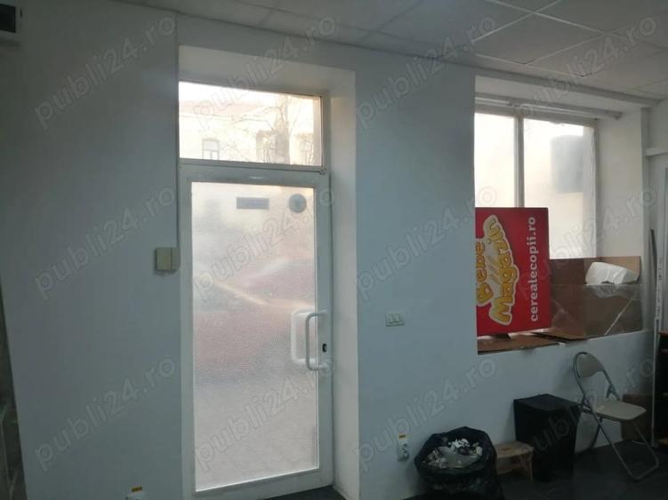 Spațiu comercial, de 20 mp, în Central