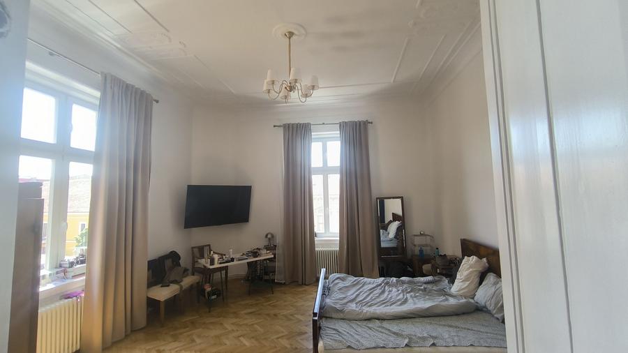 Apartament cu 2 camere semidecomandat în Ultracentral