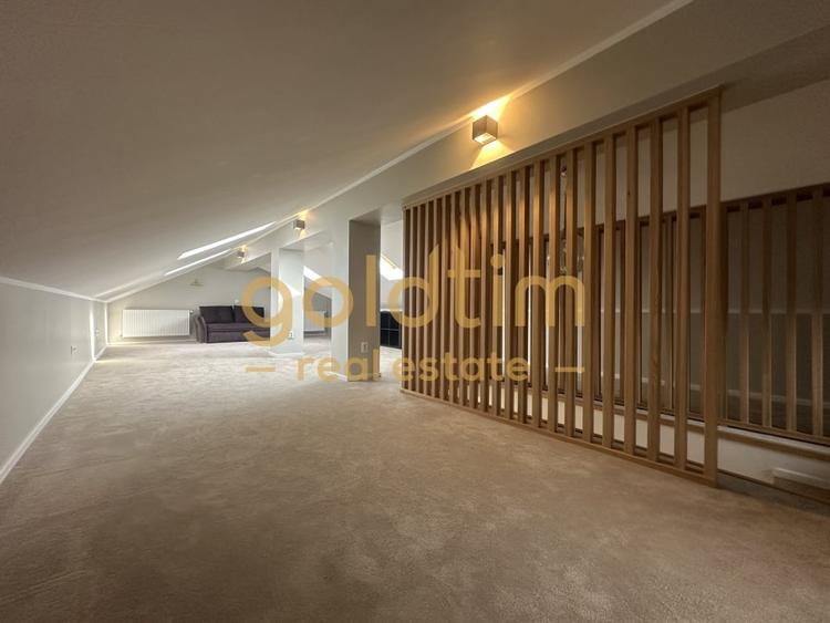 Duplex cu 4 camere cu Canalizare în Iancu Nicolae