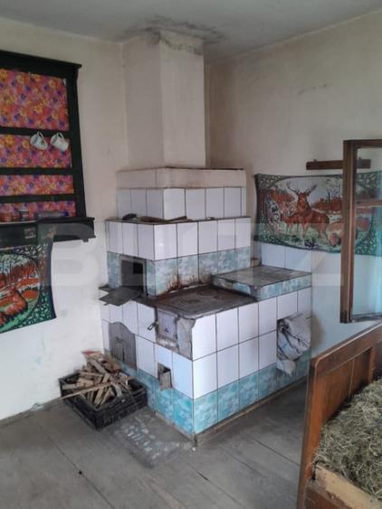 Casă cu 2 camere cu Teren 449 Mp în Central
