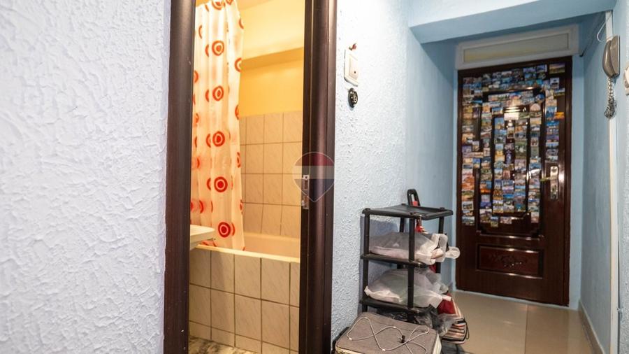 Apartament cu 2 camere decomandat, mobilat în Colentina