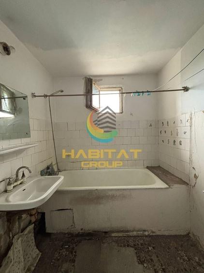 Apartament cu 4 camere decomandat în Berceni