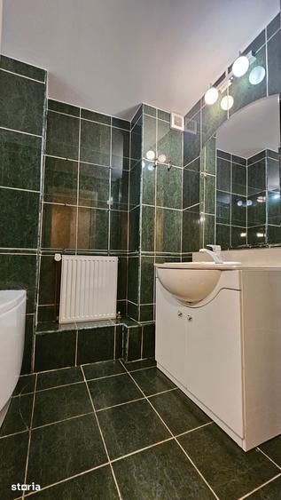 Apartament cu 3 camere în Centrul Civic