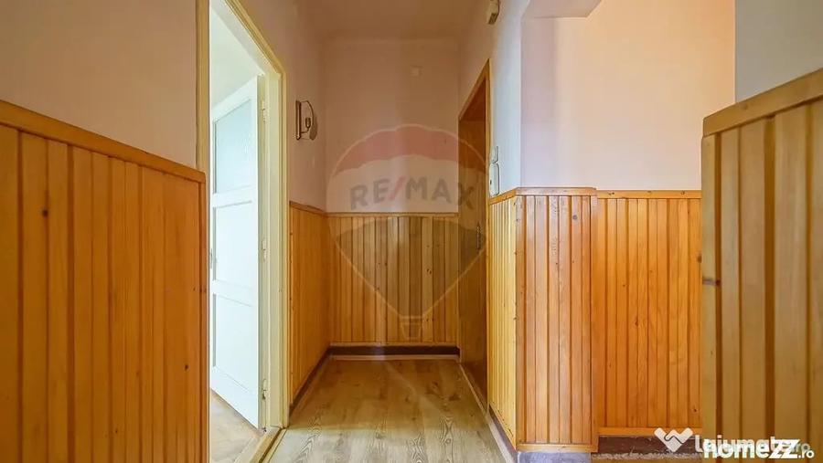 Apartament cu 2 camere decomandat în Dealul Cetății